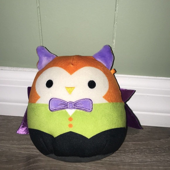 Vampire owl squishmallow plush - Picture 1 of 3